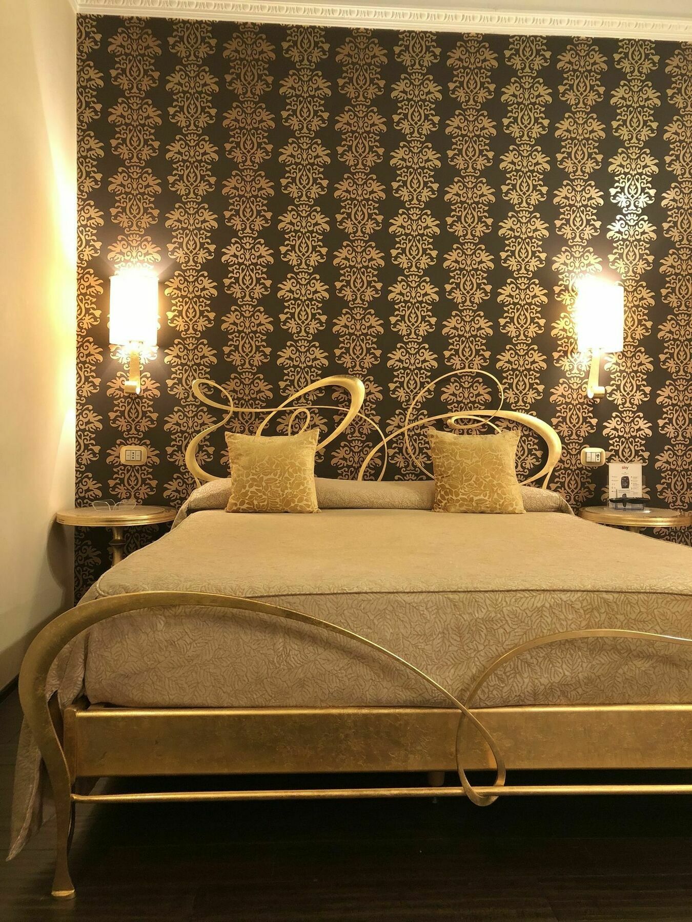 Locanda Del Sole-Roma Piazza Di Spagna Ripetta Bagian luar foto