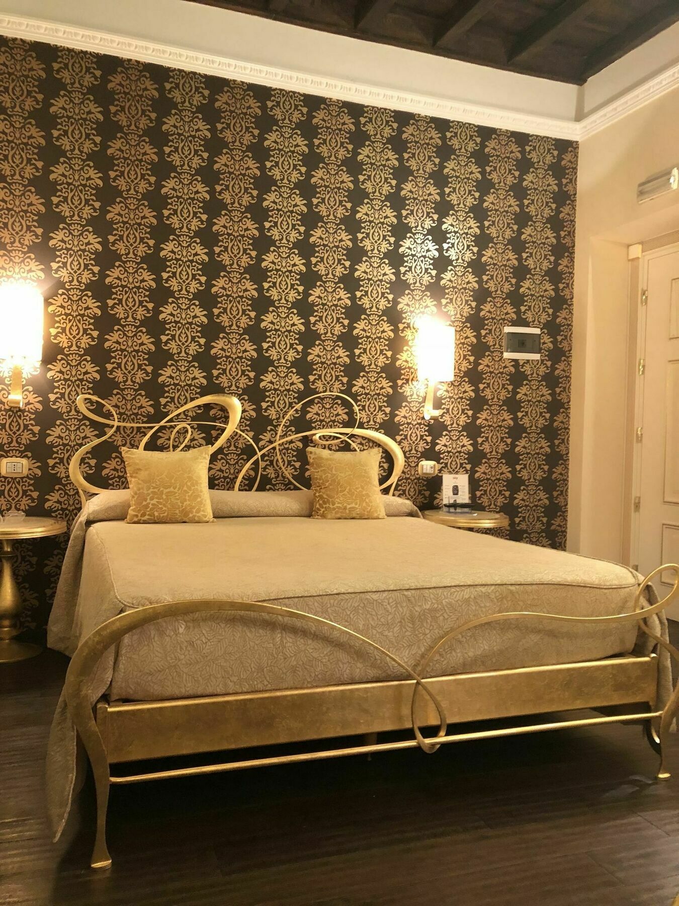 Locanda Del Sole-Roma Piazza Di Spagna Ripetta Bagian luar foto