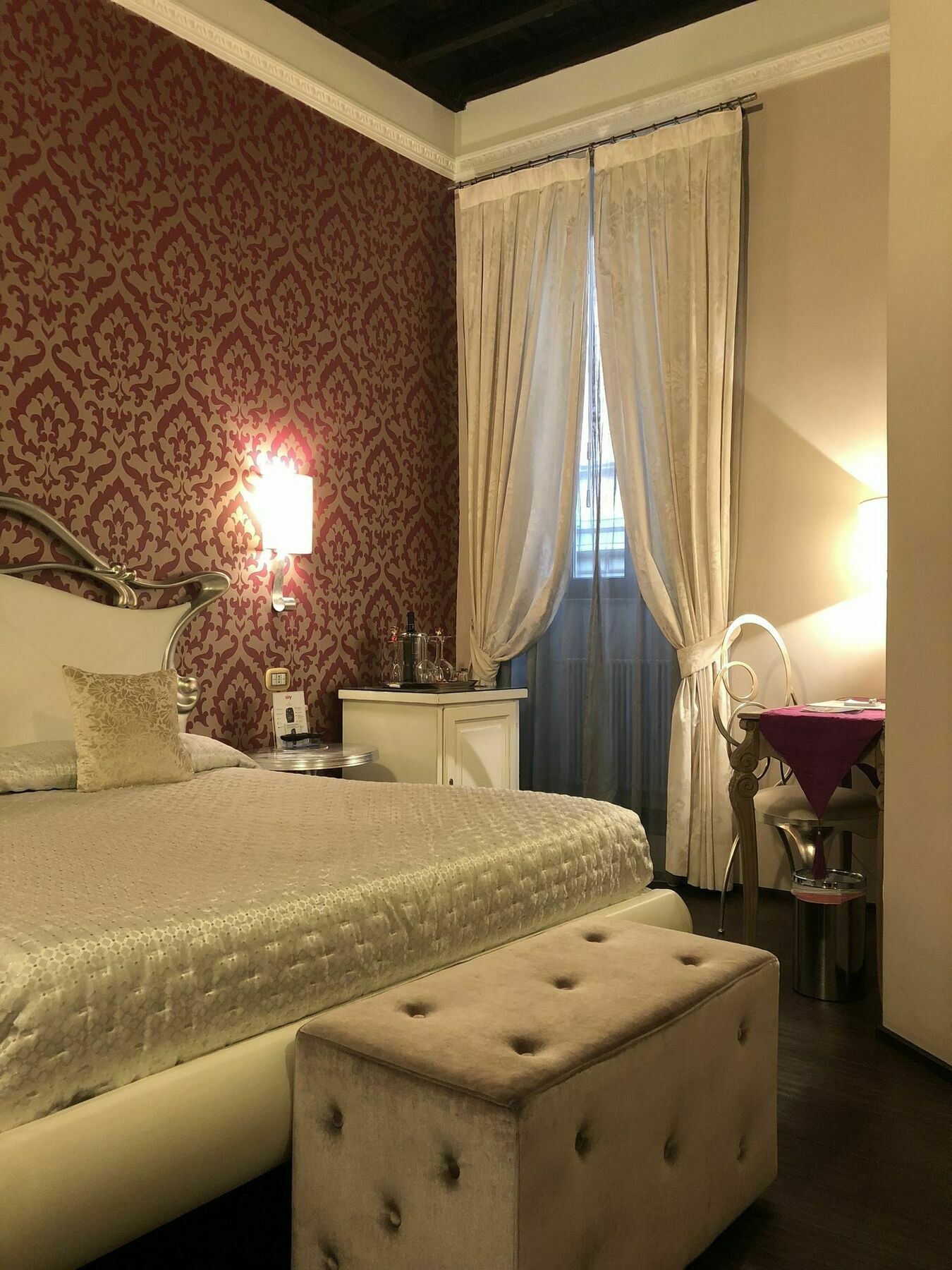 Locanda Del Sole-Roma Piazza Di Spagna Ripetta Bagian luar foto
